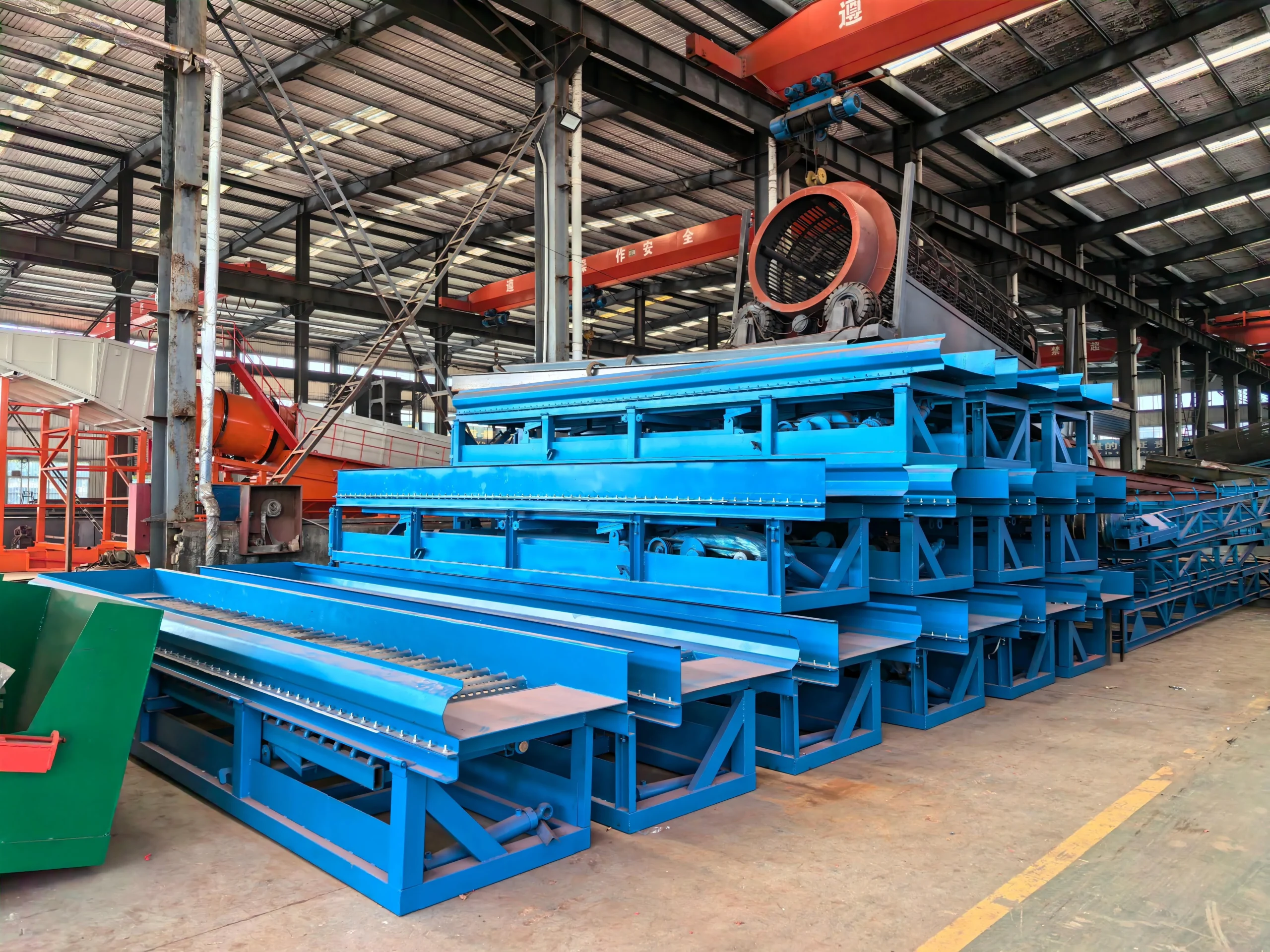 全液压自动卸矿鼓动溜槽 scaled